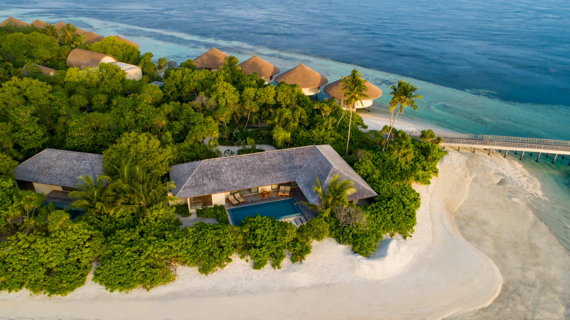5* The Residence at Dhigurah på business class